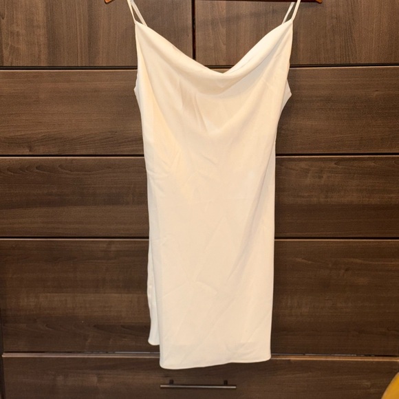 🎄⚡️ONE DAY SALE!!!! 
Urban Outfitters White Satin Slip Dress Size M - Picture 3 of 11